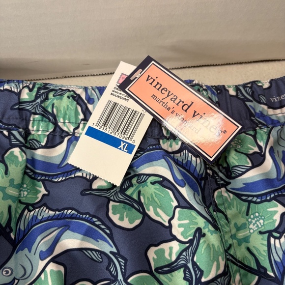 Vineyard Vines Martha's Vineyard Marlin Flowers Chappy Swim Trunks Size XL NEW - Picture 4 of 9